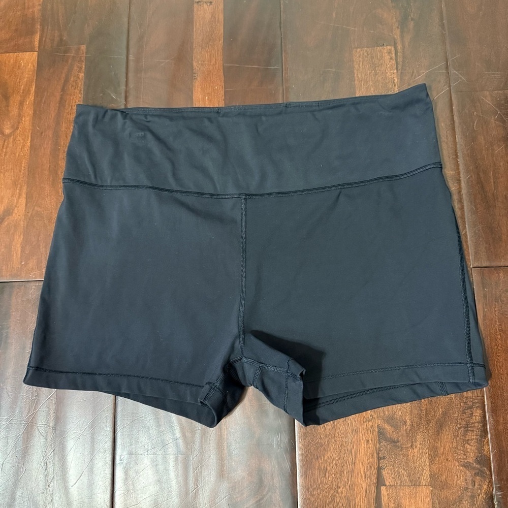 Athleta Ultra High Rise Shortie Biker Shorts Black Women’s Size XL